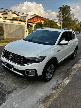 VOLKSWAGEN T-CROSS 1.4 250 TSI TOTAL FLEX HIGHLINE AUTOMÁTICO VOLKSWAGEN T-CROSS 1.4 250 TSI TOTAL FLEX HIGHLINE AUTOMÁTICO